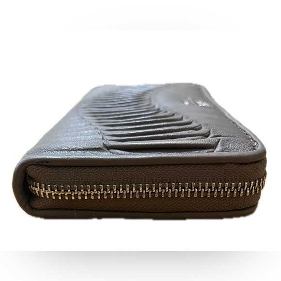 Coach Madison Gathered Leather Accordion Zip Wallet 46481, Mushroom NWT - Picture 8 of 14